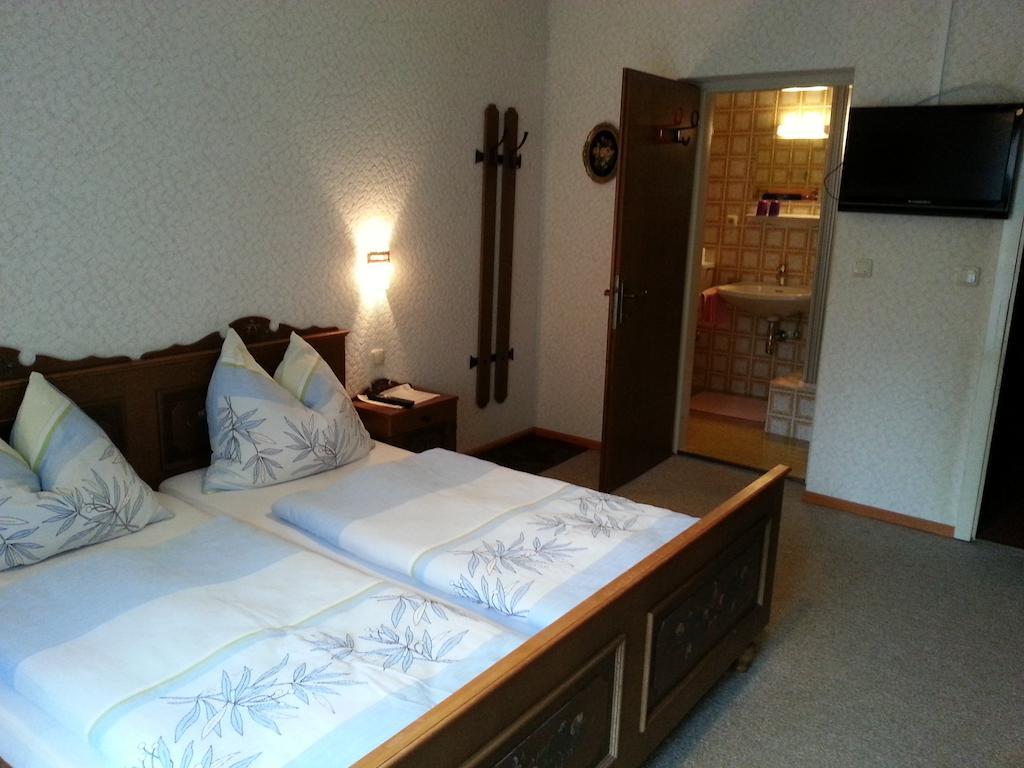 Haus Chorinskyklause Apartment Bad Goisern Ruang foto