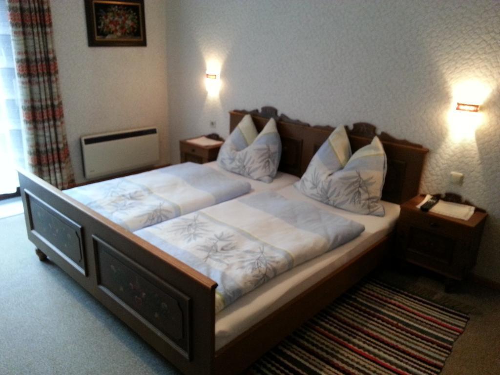 Haus Chorinskyklause Apartment Bad Goisern Ruang foto